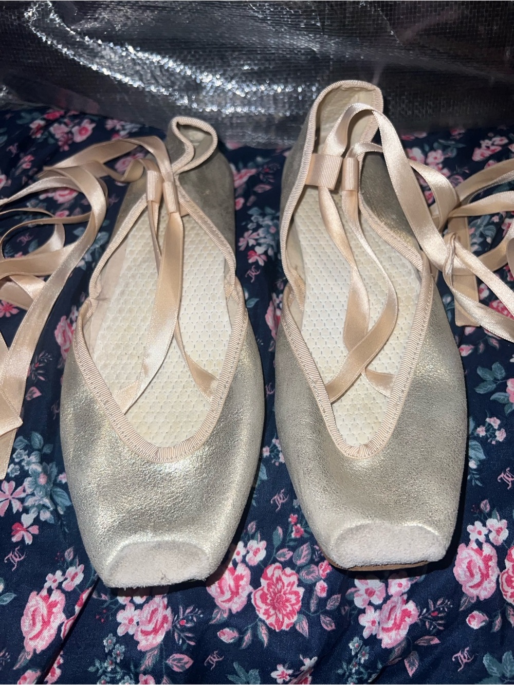 Strauss Women's Gold Ballet Flats with Ribbons woman size 39 made in Spain